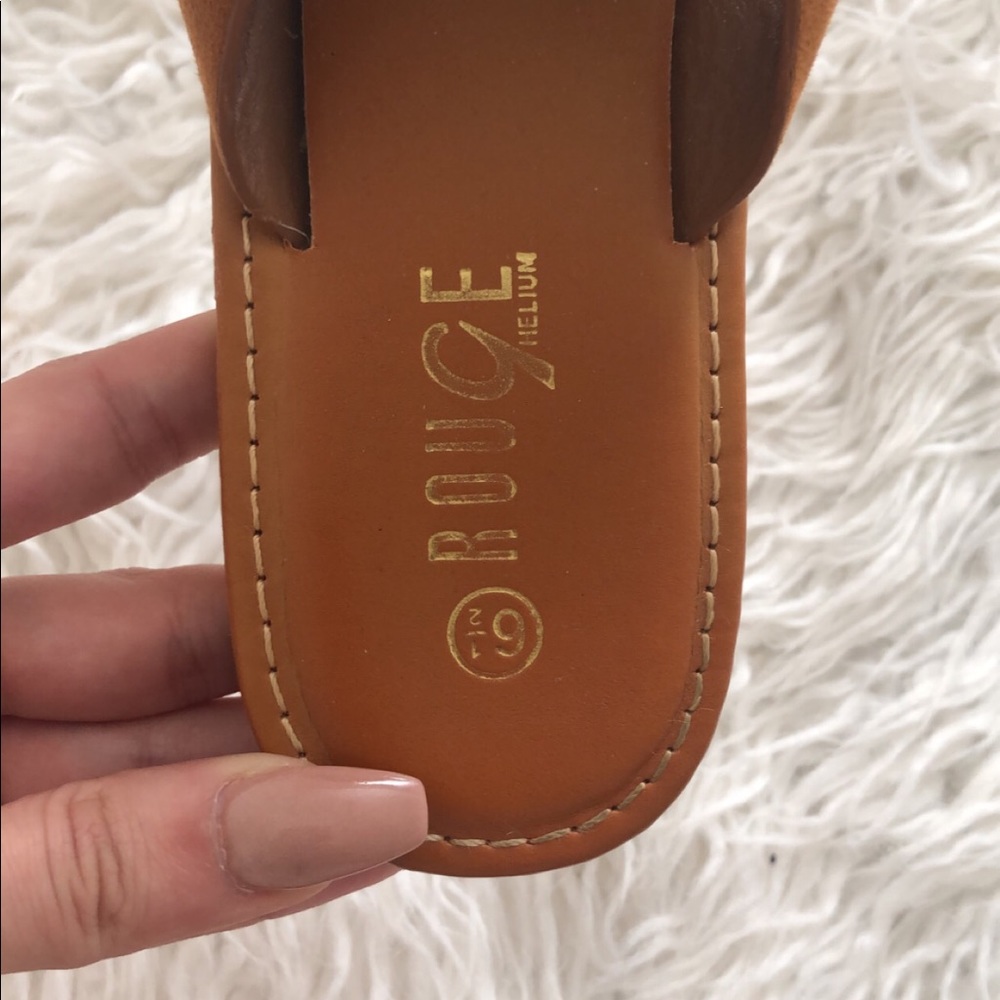 Sandals - Picture 3 of 3